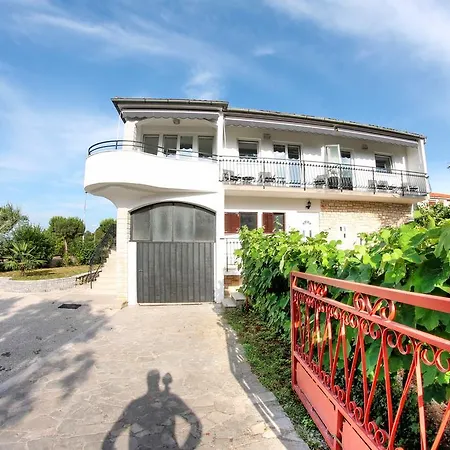 Apartments Nebuloza Rovinj Exterior photo