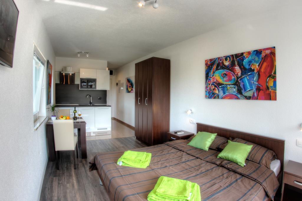 Nebuloza Apartment